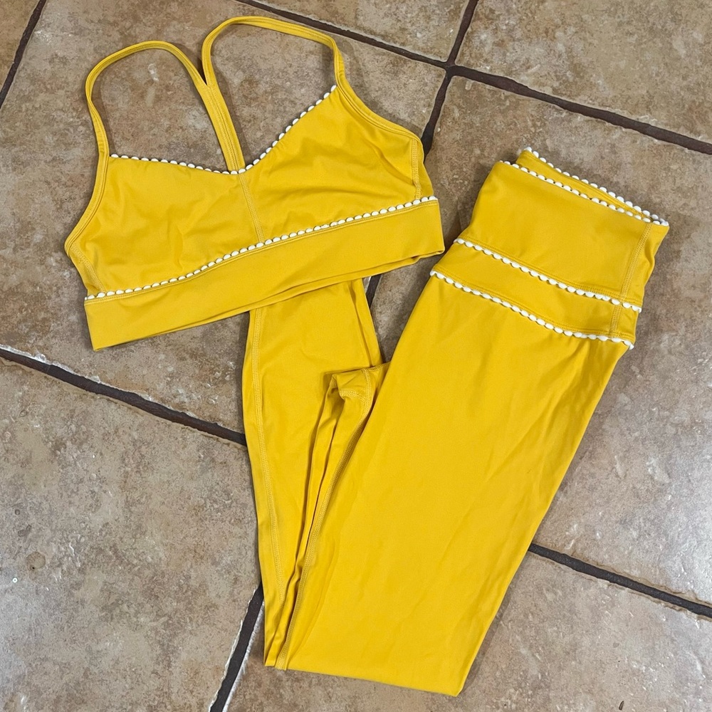 ALALA | Yellow White Ruffle Trim Workout Set Size: Small